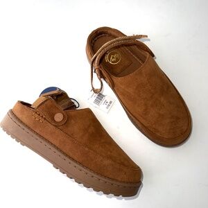 WHITE MOUNTAIN $69 Womens 6 Chestnut Brown Slip On Casual Comfort Clogs Box55